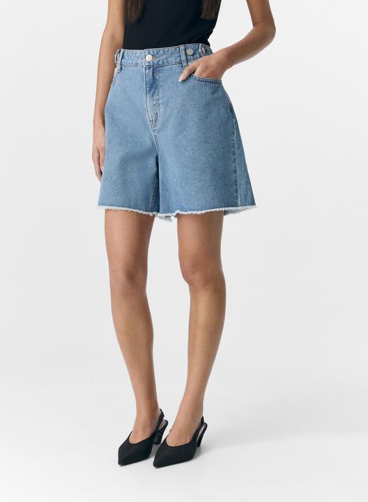 Actual product image Object Denim Shorts (L)