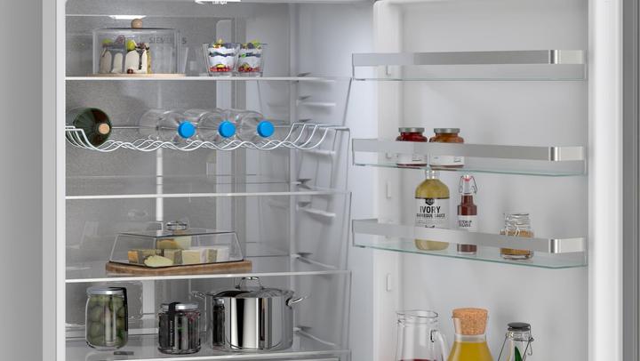 Produktbild Siemens KG49NVIBG, Freistehende Kühl-Gefrier-Kombination mit Gefrierbereich unten (440 l)