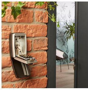 Actual product image Master Lock Key safe