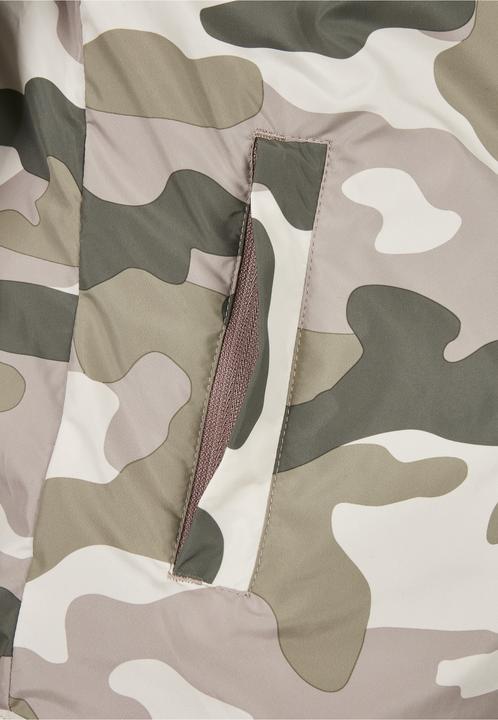 Actual product image Urban Classics Windbreaker Camo Pull Over (XS)