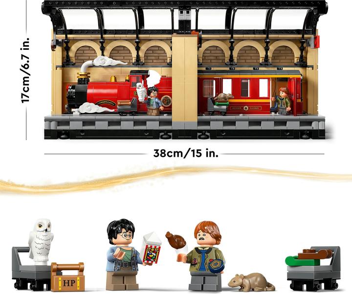 Actual product image LEGO Buchstütze: Hogwarts Express (76450, LEGO Harry Potter)