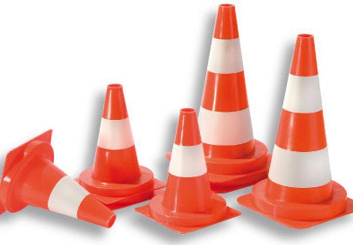 Productafbeelding HP Autozubehör Verkeerskegel Hoogte 320 mm daglicht Gewicht 0.4 kg, 23 x 23 cm