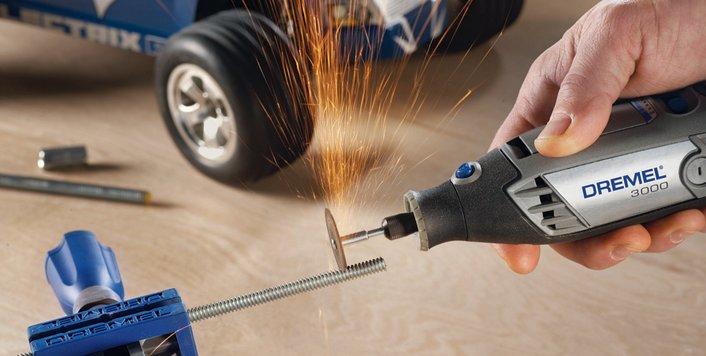 Image du produit Dremel SZLIFIERKA WIELOFUNKCYJNA MULTI 3000 -1 + 25x OSPRZĘT+ WAŁEK