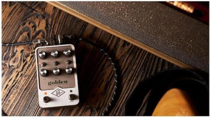 Immagine prodotto Audio UAFX Golden Reverberator - effetto per chitarra (Chitarra)