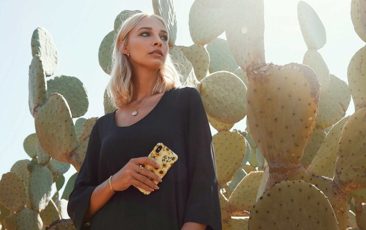 Immagine prodotto iDeal Of Sweden Sunflower Lemonade (Samsung Galaxy S10)