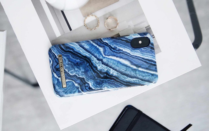 Produktbild iDeal Of Sweden Indigo Swirl (Apple iPhone 8 Plus, Apple iPhone 7 Plus)