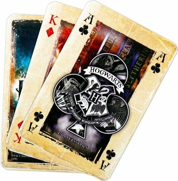 Actual product image Winning Moves Harry Potter Card Game Party