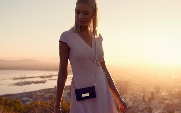 Produktbild iDeal Of Sweden Kensington Clutch (Apple iPhone XS Max)