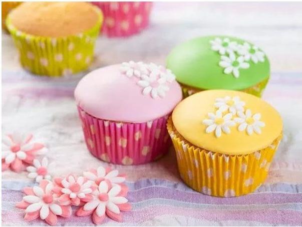 Actual product image FunCakes Sugar Paste Rolled Out - Spring Green 430gr (1x)