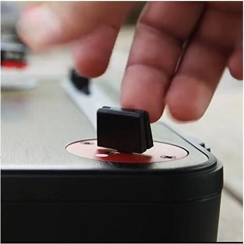 Actual product image Numark PT01 Scratch Portable Turntable