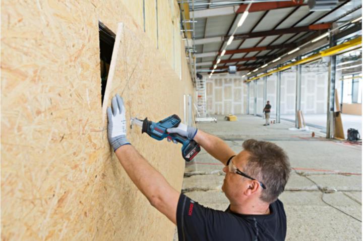 Produktbild Bosch Professional GSA 18V-LI C