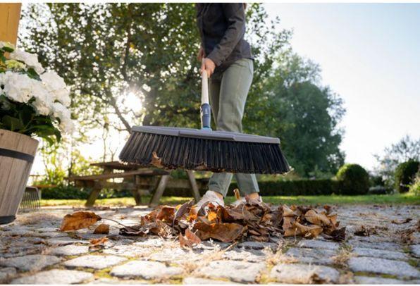 Actual product image Gardena FSC 100% PurLine Kehrmaschine