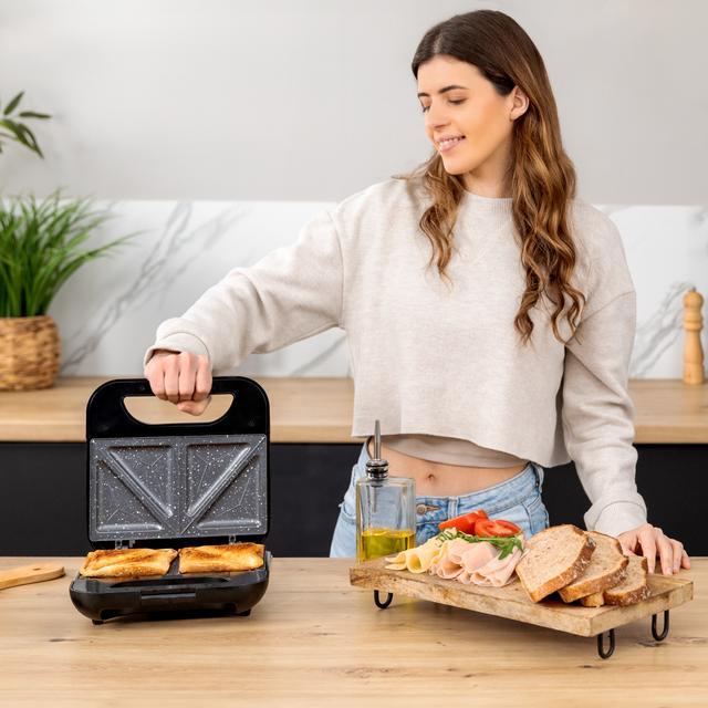 Actual product image Cecotec Sandwich maker Rock'nToast Classic+