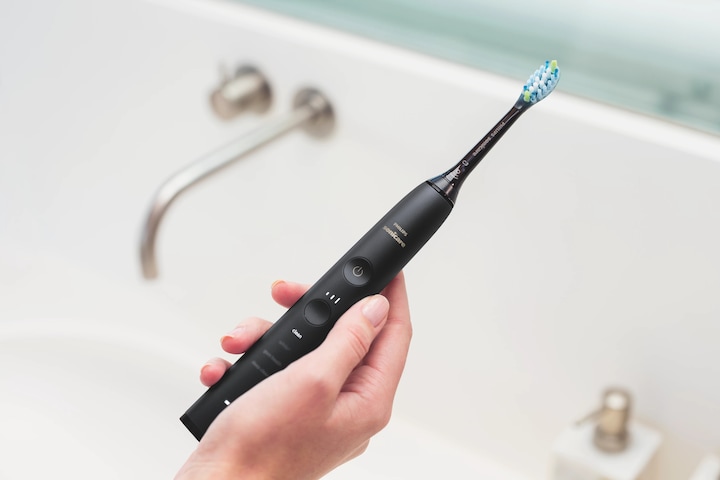 Actual product image Philips Sonicare DiamondClean 9000 HX9914/61 (Sonic toothbrush)