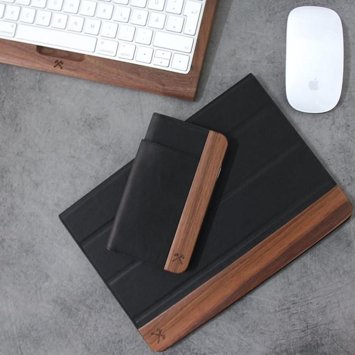 Actual product image Woodcessories EcoFlip (Apple iPhone XS Max)