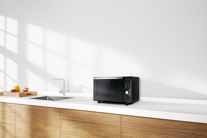 Productafbeelding Panasonic Nn-Df383b (23 l)