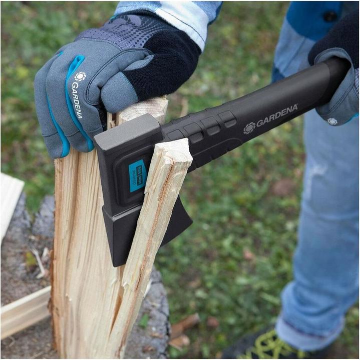 Actual product image Gardena Universal axe 900 B