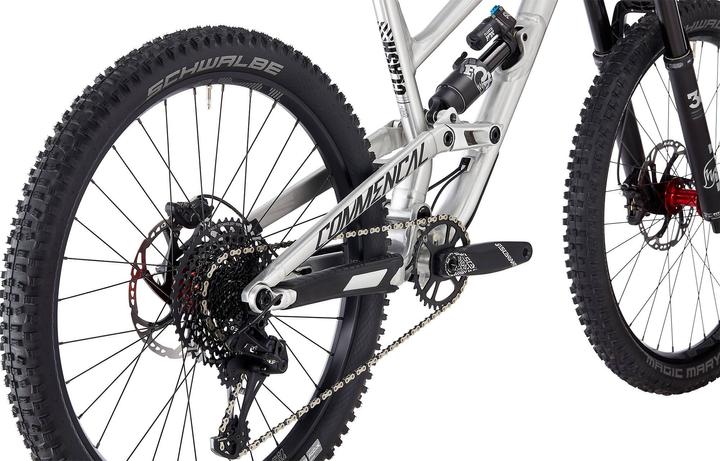 Produktbild Commencal Clash Essential Fox Brushed (44 cm)