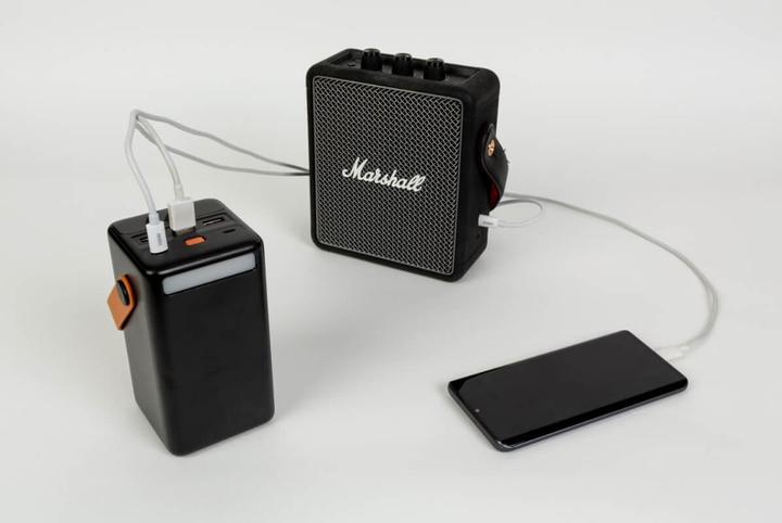 Produktbild Wellcraft Powerbank mit Licht 50'000 mAh (50000 mAh, 185 Wh)