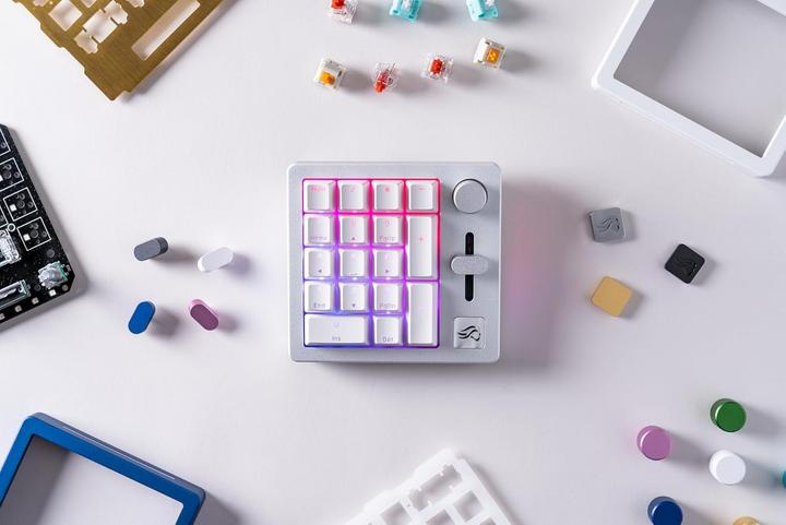 Actual product image Glorious GMMK Wireless Numpad - Fox Switches, grey/white (DE, Cable, Wireless)