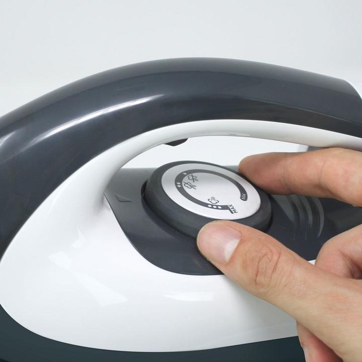 Immagine prodotto Polti Ferro da stiro a vapore PLEU0239, Grigio/Bianco (2200 W)