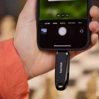 Produktbild SanDisk Phone Drive for Android (512 GB, USB 3.2, USB-C)