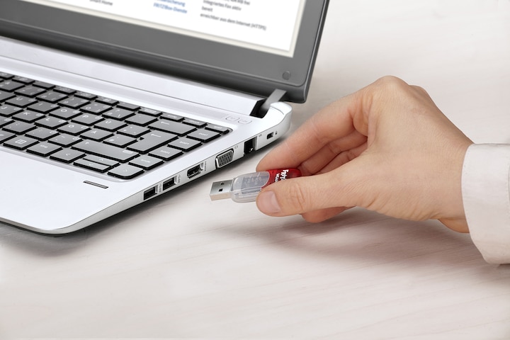 Produktbild AVM FRITZ!WLAN Stick AC 430 MU-MIMO (USB, RJ45 (1x))