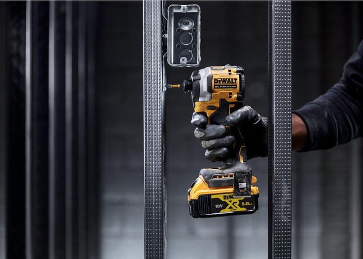 Produktbild DeWalt DCF850NT (Akkubetrieb)