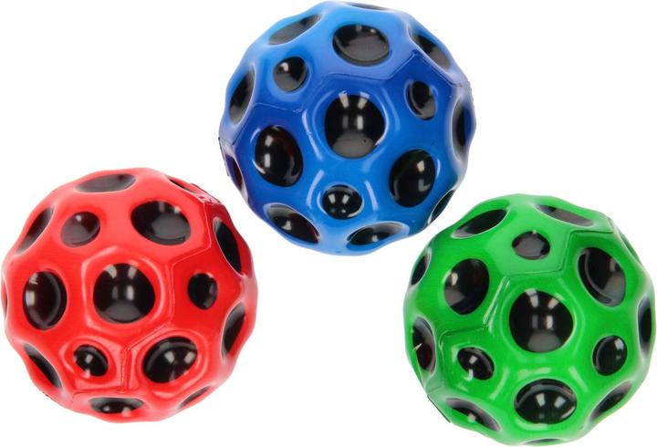 Hoher springender Ball