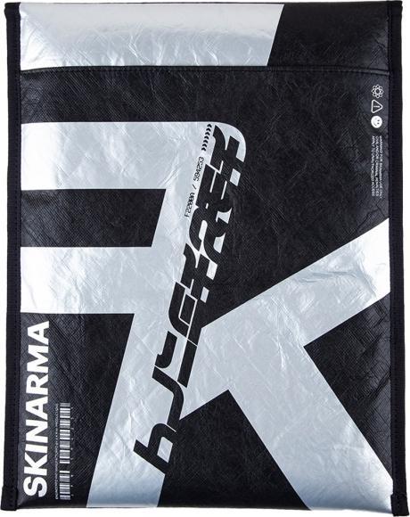 Actual product image Skinarma Bag Comet laptop sleeve 14" black (14")