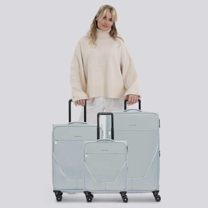 Actual product image Stratic taska 4-wheel suitcase set, 3 pieces, with stretch fold (233 l)