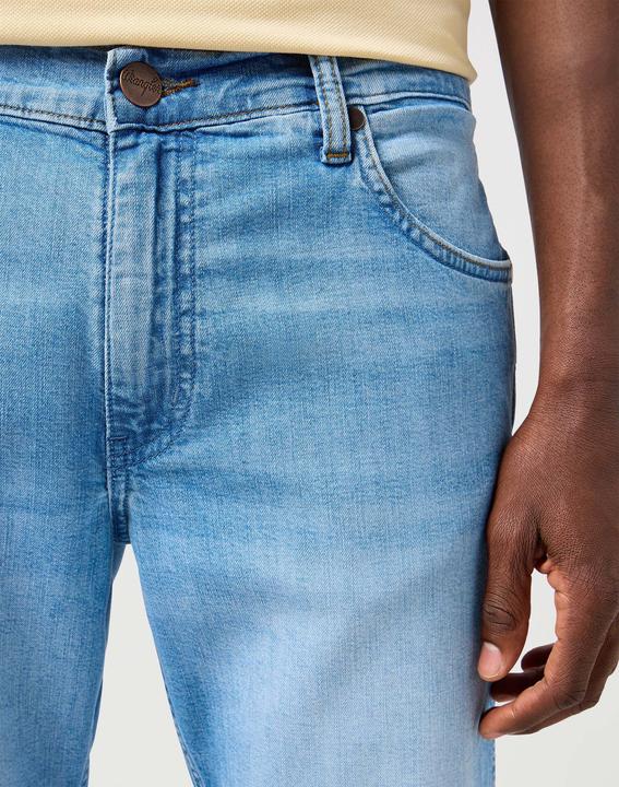Actual product image Wrangler Jeans Greensboro (33)