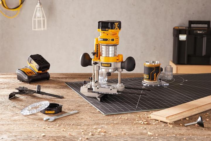 Produktbild DeWalt FRÄSMASCHINE 18V 2in1 8mm 2x5,0Ah TSTAK DCW604P2