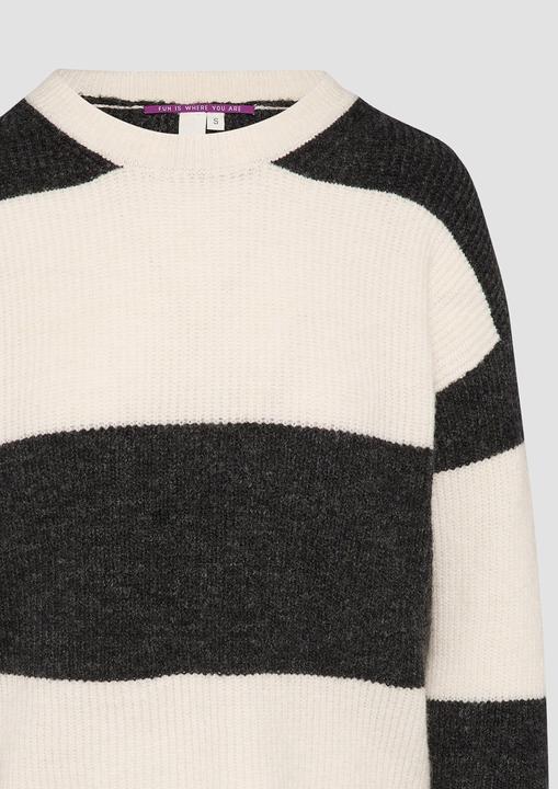 Actual product image S.Oliver Strickpullover Melierter Strickpullover mit überschnittenen Ärmeln (XS)
