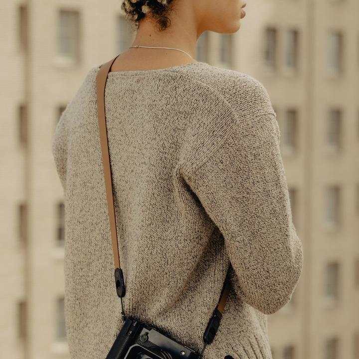 Actual product image Peak Design Leather Camera Strap Standard (Neck belt, Shoulder strap)