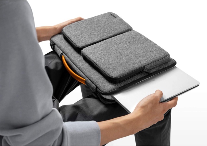 Actual product image tomtoc Versatile A42 (16", Apple, Universal)