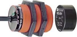 Produktbild TE Sensors Cylindrical safety switch,2m,2NO 1NO
