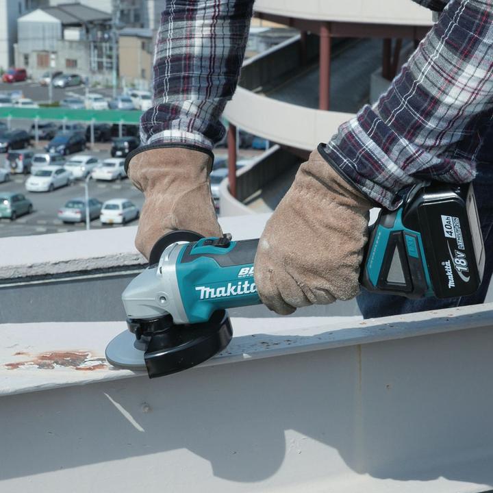Actual product image Makita DGA506RTJ (125 mm)