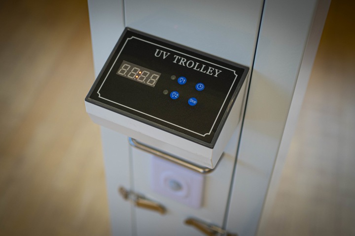 Productafbeelding Good Connections UV-C desinfectiestation 120W met 4 buizen voor 60 m² ruimte