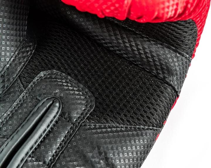 Produktbild UFC PRO Performance Rush Training Gloves (16 OZ)