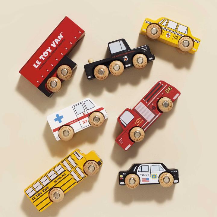 Actual product image Le Toy Van New York Car Set