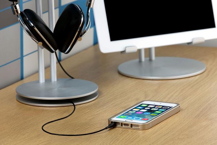 Actual product image Just Mobile AluFrame (Apple iPhone 5, Apple iPhone 5s)