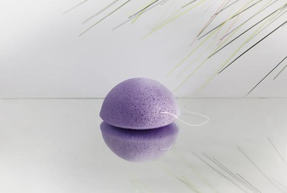 Produktbild Nawemo Konjac Schwamm Lavendel, bei entzündeter und irritierter Haut
