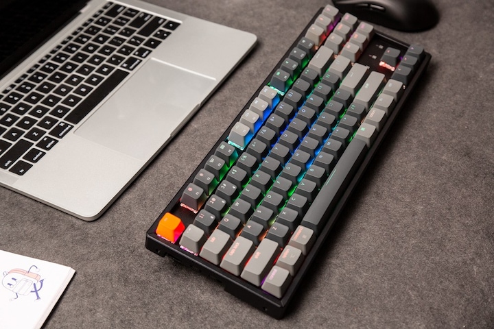 Actual product image Keychron K8 Hot-Swap (CH, Cable, Wireless)