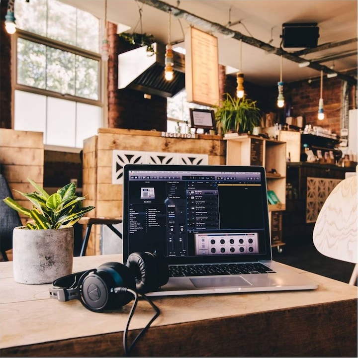 Image du produit Audio-Technica ATH-M60x (pas de réduction du bruit, Filaire)