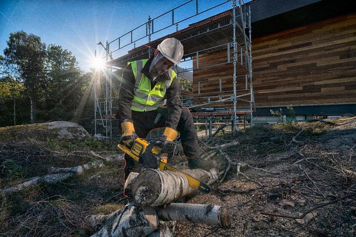 Actual product image DeWalt DCM575N-XJ (Battery chain saw)