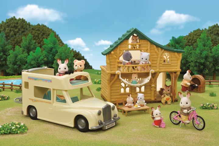 Actual product image Sylvanian Families family campervan