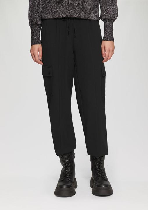 Image du produit S.Oliver Hose Jogpants mit Cargotaschen und Bündchen am Saum (Bande de fréquences 38 (2600 MHz))