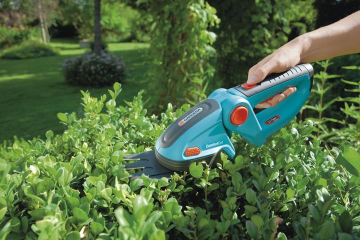 Actual product image Gardena Comfort Cut (Rechargeable battery operated)