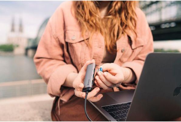 Produktbild Verbatim Multiport (USB-C, 4 Ports)